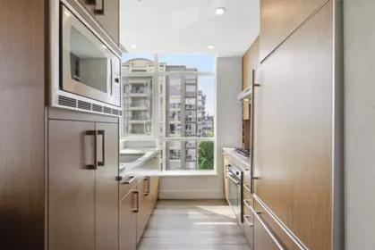 Kitchen Island Photo of 907 1333 W 11th Avenue, Vancouver, BC