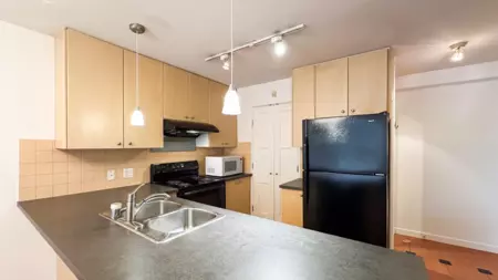 Kitchen Photo of 511 819 Hamilton Street, Vancouver, BC
