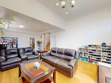 5685 Neville Street, Burnaby, BC, Burnaby — Half Duplex for sale