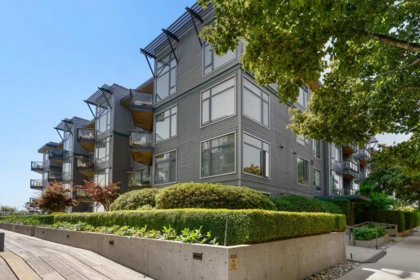 Swimming Pool Photo of 302 14200 Riverport Way, Richmond, BC
