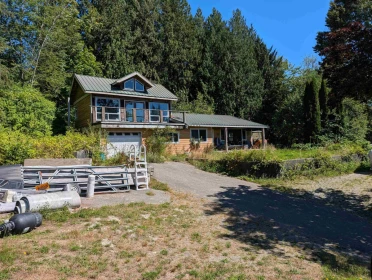 Primary Bedroom Photo of 26713 96 Avenue, Maple Ridge, BC
