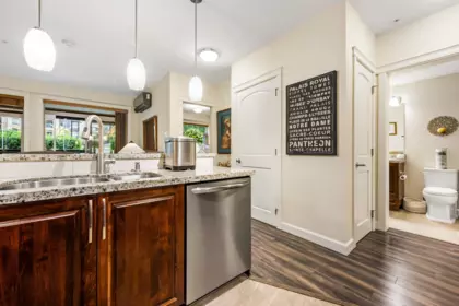 Breakfast Nook Photo of 104 32445 Simon Avenue, Abbotsford, BC