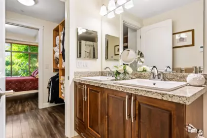 Office / Den Photo of 104 32445 Simon Avenue, Abbotsford, BC