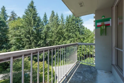 Front Yard Photo of 711 2016 Fullerton Avenue, North Vancouver, BC
