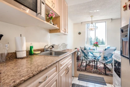 Guest Bathroom Photo of 711 2016 Fullerton Avenue, North Vancouver, BC