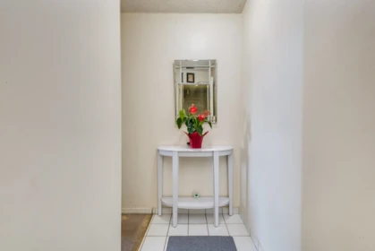 Office / Den Photo of 711 2016 Fullerton Avenue, North Vancouver, BC