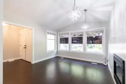 Kitchen Photo of 13032 61 Avenue, Surrey, BC