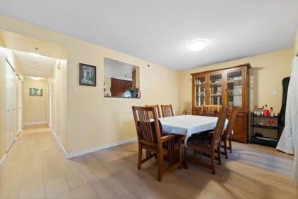 Breakfast Nook Photo of 404 238 Alvin Narod Mews, Vancouver, BC