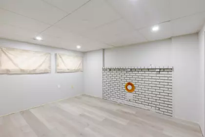 Laundry Room Photo of 7262 209a Street, Langley, BC