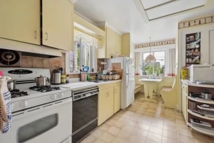Primary Bedroom Photo of 3149 W King Edward Avenue, Vancouver, BC