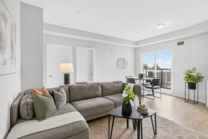 215 6283 Kingsway Avenue, Burnaby, BC, Burnaby — Apartment/Condo for sale