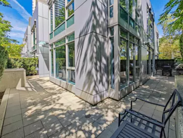 Garden / Landscaping Photo of 1211 W Cordova Street, Vancouver, BC