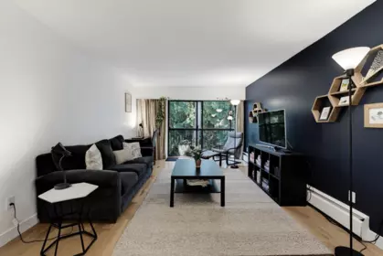 Kitchen Photo of 342 1844 W 7th Avenue, Vancouver, BC