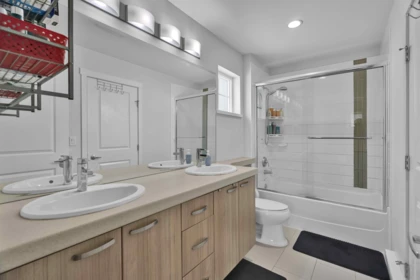 Hallway Photo of 109 14833 61 Avenue, Surrey, BC