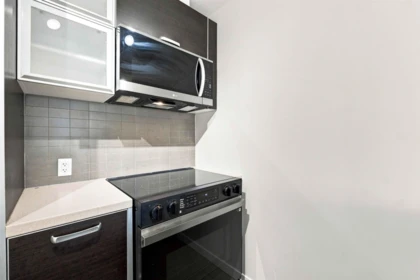 3202 13688 100 Avenue, Surrey, BC, Surrey — Apartment/Condo for sale