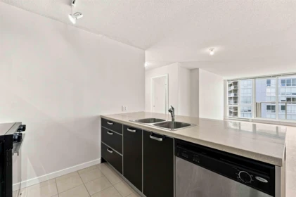 3202 13688 100 Avenue, Surrey, BC, Surrey — Apartment/Condo for sale