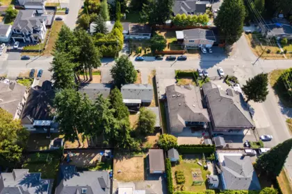 Front Yard Photo of 9727 121 Street, Surrey, BC
