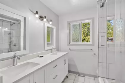 Guest Bathroom Photo of 9727 121 Street, Surrey, BC