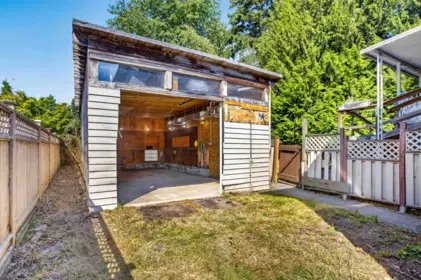 Staircase Photo of 9727 121 Street, Surrey, BC