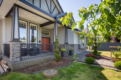 Family Room Photo of 13486 64 Avenue, Surrey, BC