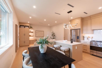 Kitchen Island Photo of 1 3615 Turner Street, Vancouver, BC