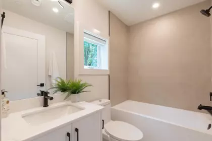 Powder Room Photo of 1 3615 Turner Street, Vancouver, BC