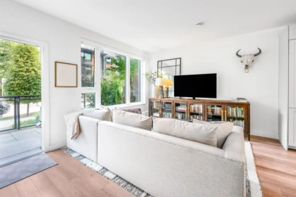 127 525 E 2nd Street, North Vancouver, BC, North Vancouver — Townhouse for sale