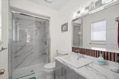Laundry Room Photo of 31015 Upper Maclure Road, Abbotsford, BC