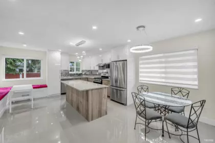 Breakfast Nook Photo of 11280 Caravel Court, Richmond, BC