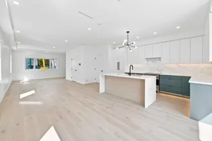 Kitchen Photo of 6162 Granville Street, Vancouver, BC