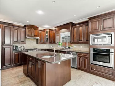 Pantry Photo of 1417 Woods Drive, North Vancouver, BC