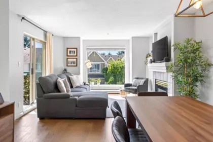Kitchen Photo of 306 1650 Grant Avenue, Port Coquitlam, BC