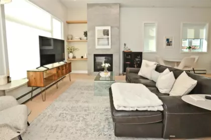 4015 Victoria Drive, Vancouver, BC, Vancouver — Half Duplex for sale