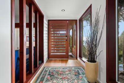 Breakfast Nook Photo of 505 Upper Bayview Road, Lions Bay, BC