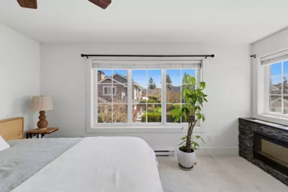 Entry Foyer Photo of 62 12161 237 Street, Maple Ridge, BC