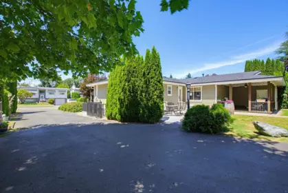 Front Yard Photo of 34348 Laburnum Avenue, Abbotsford, BC