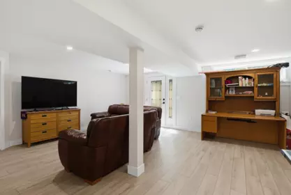 Mudroom Photo of 34348 Laburnum Avenue, Abbotsford, BC