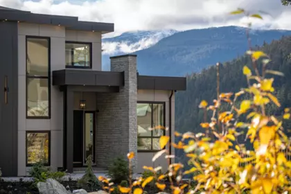 Living Room Photo of 9289 Stellar's Way, Whistler, BC