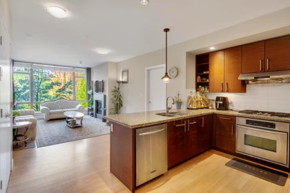 205 14300 Riverport Way, Richmond, BC, Richmond — Apartment/Condo for sale