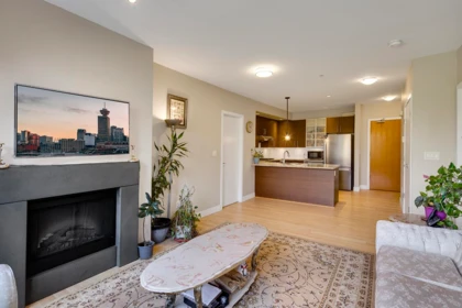 Kitchen Photo of 205 14300 Riverport Way, Richmond, BC