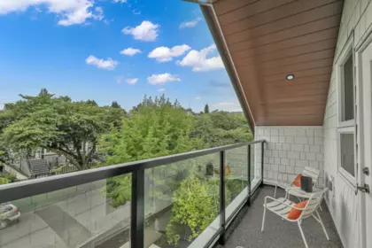 1 3185 Graveley Street, Vancouver, BC, Vancouver — Half Duplex for sale