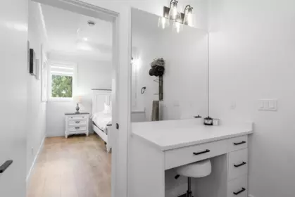 Laundry Room Photo of 8910 117a Street, Delta, BC