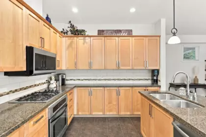 Dining Area Photo of 39 22865 Telosky Avenue, Maple Ridge, BC