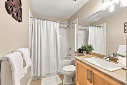 Mudroom Photo of 39 22865 Telosky Avenue, Maple Ridge, BC