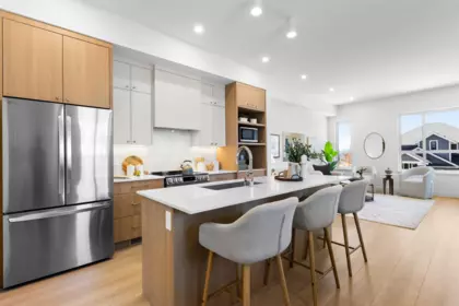Kitchen Photo of 102 16795 Edgewood Drive, Surrey, BC