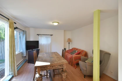Basement Recreation Room Photo of 611 Gower Point Road, Gibsons, BC