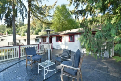 Breakfast Nook Photo of 611 Gower Point Road, Gibsons, BC