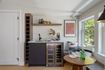 Hot Tub / Spa Photo of 1685 Nelson Street, Vancouver, BC