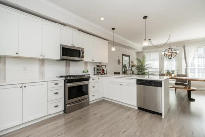 Kitchen Island Photo of 28 7157 210 Street, Langley, BC