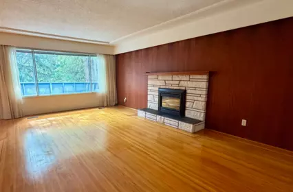 Kitchen Island Photo of 6689 Vine Street, Vancouver, BC
